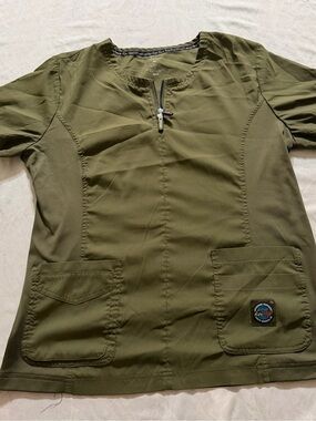 Koi Lite XL Olive Green Quarter Zip Nursing Scrub Top Stretch Side Panels